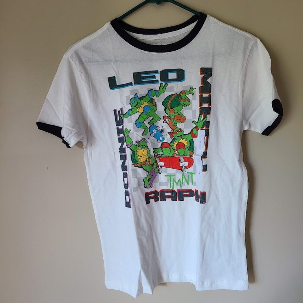 Nickelodeon Teenage Mutant Ninja Turtles  Boy's T-shirt, Size L